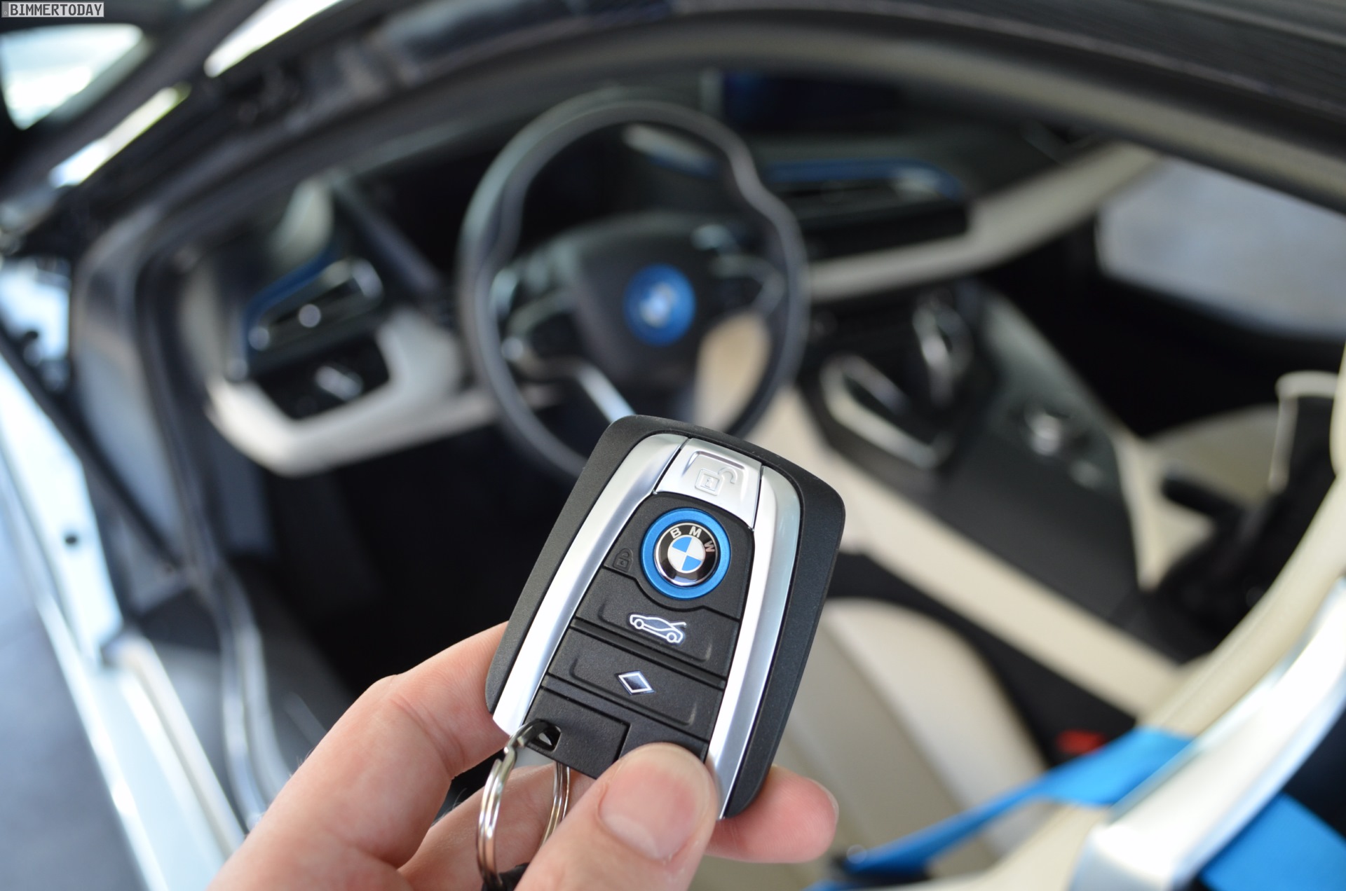 Display-Schlüssel für den BMW i8 (01/2015)