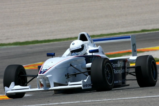 Formula-BMW-Racing-Experience-01
