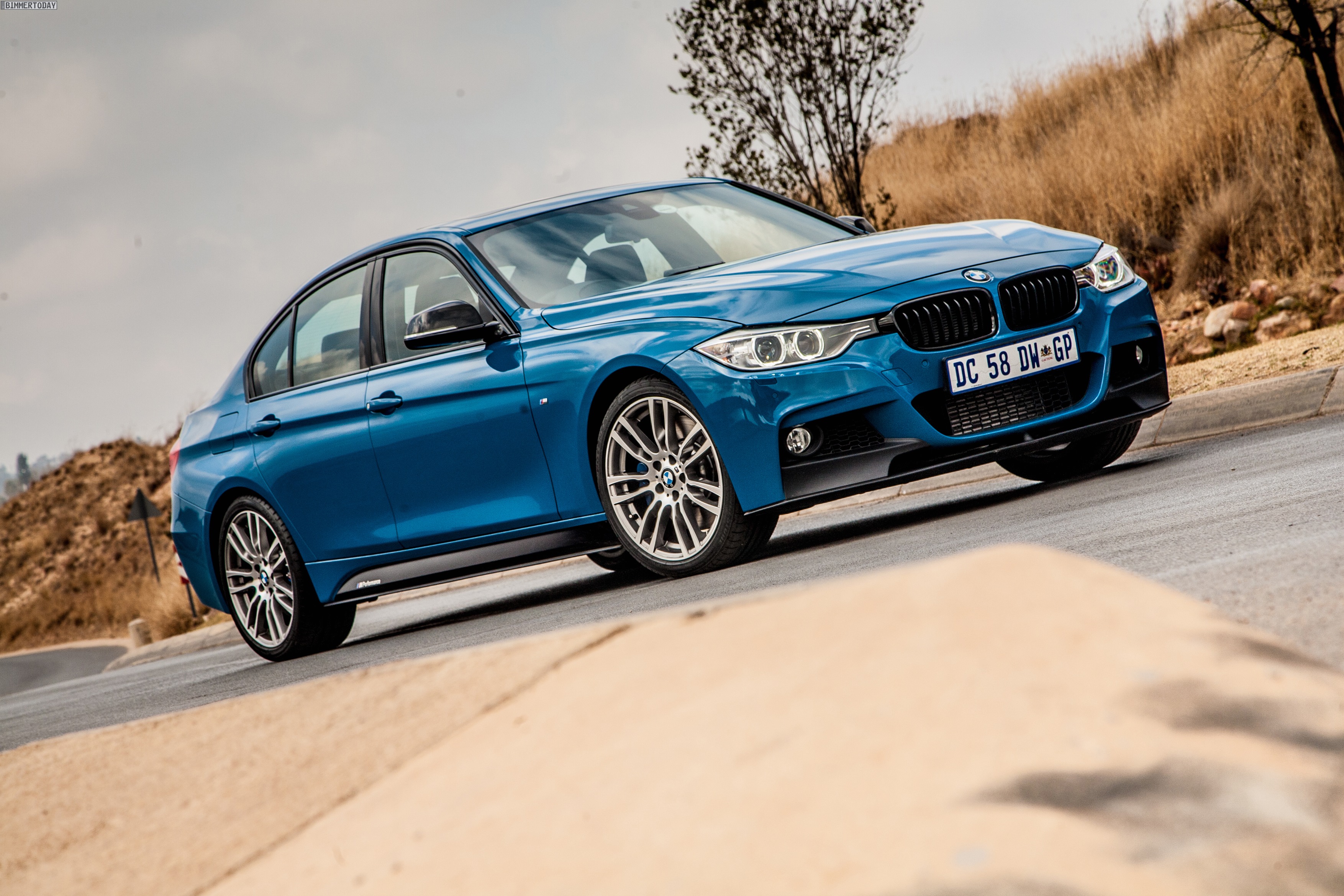 Laguna Seca Blau: BMW 3er M Performance Edition in Südafrika